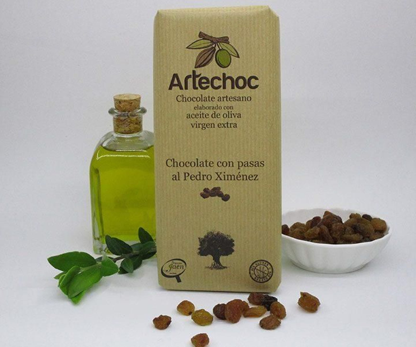 Tableta de chocolate con aove con pasas al Pedro Ximénez de Artechoc.