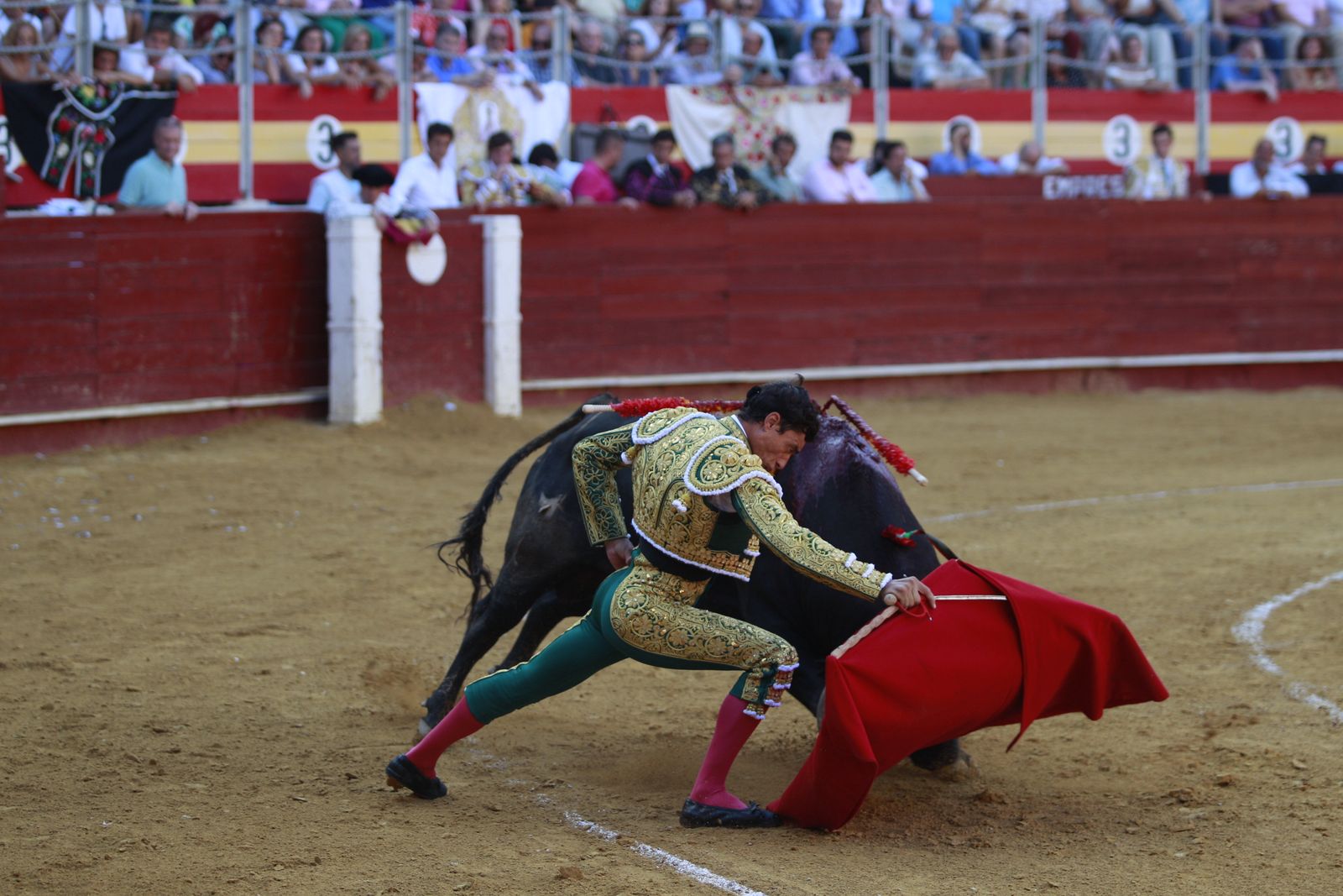 Imágenes de la corrida de toros del jueves en la Feria de Almería 2024