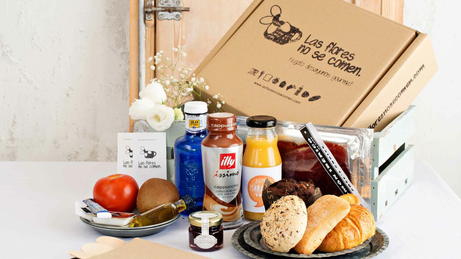 www.lasfloresnosecomen.com ofrece desayunos a domicilio.