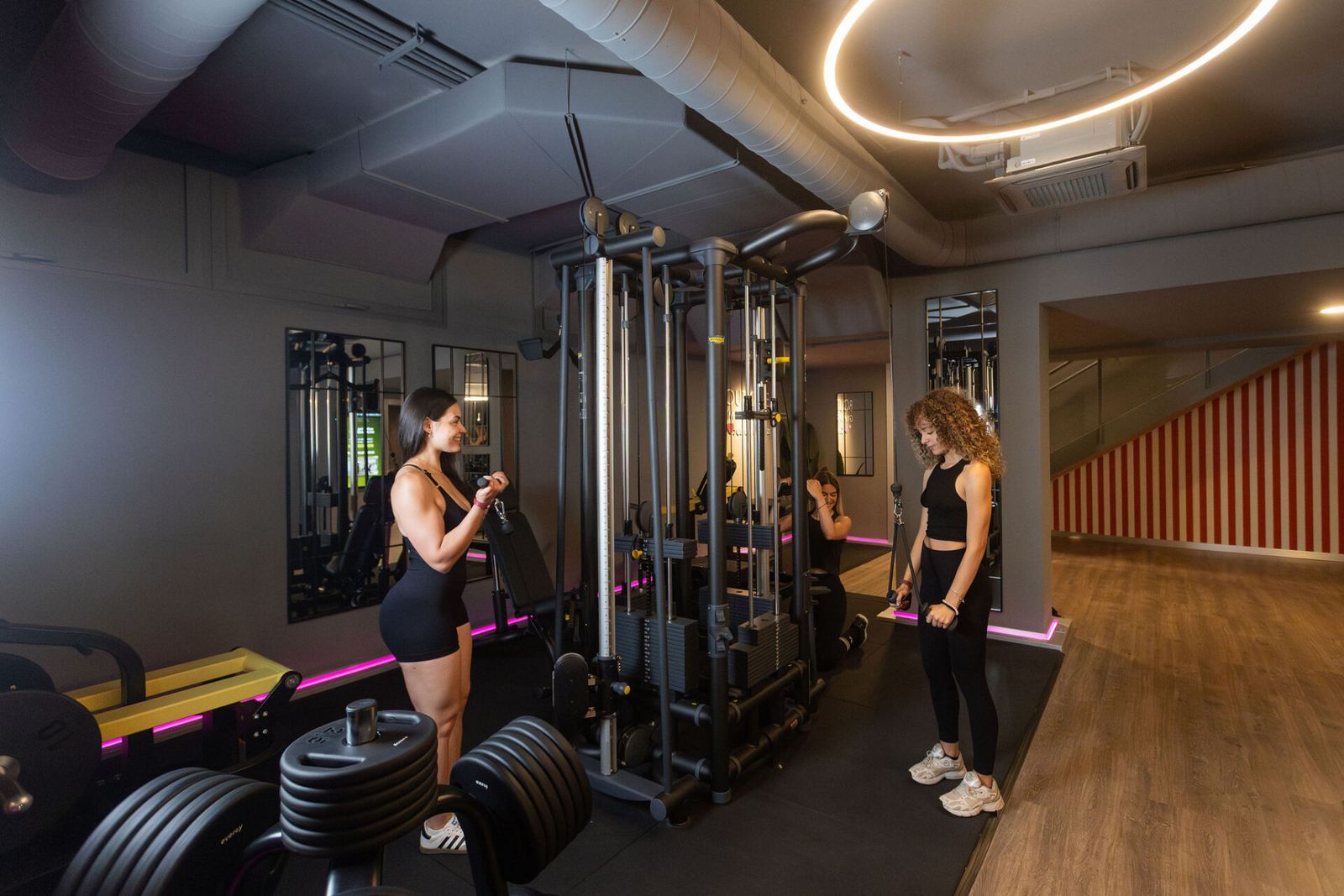 El centro deportivo ofrece una gran experiencia de usuario.