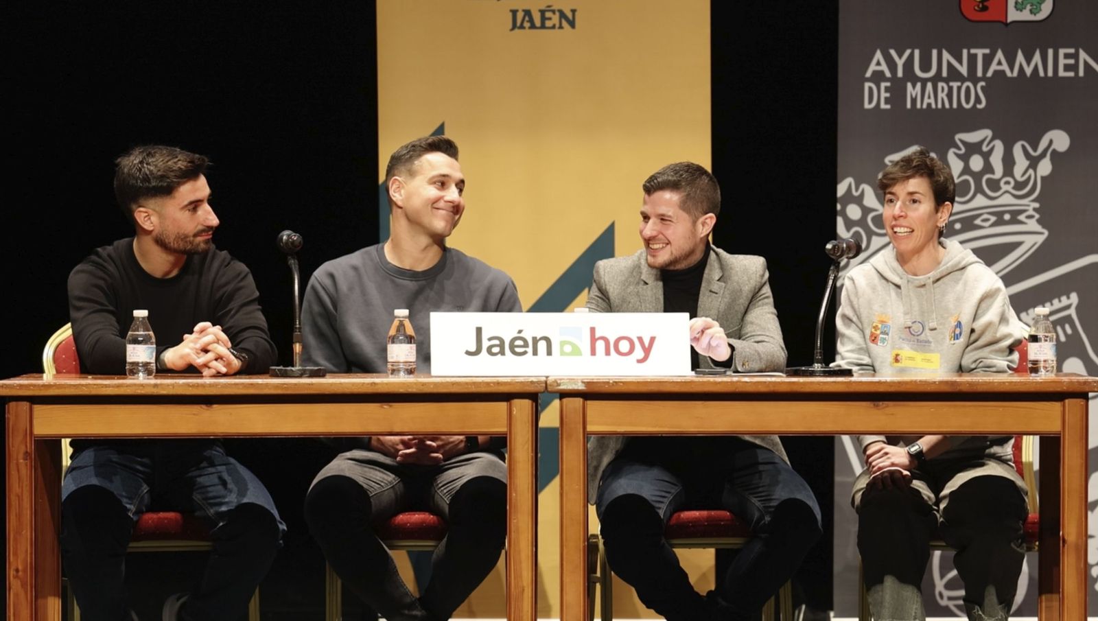 En imágenes: 'La tertulia deportiva de Jaén Hoy', espacio de diálogo entre deportistas y escolares en Martos