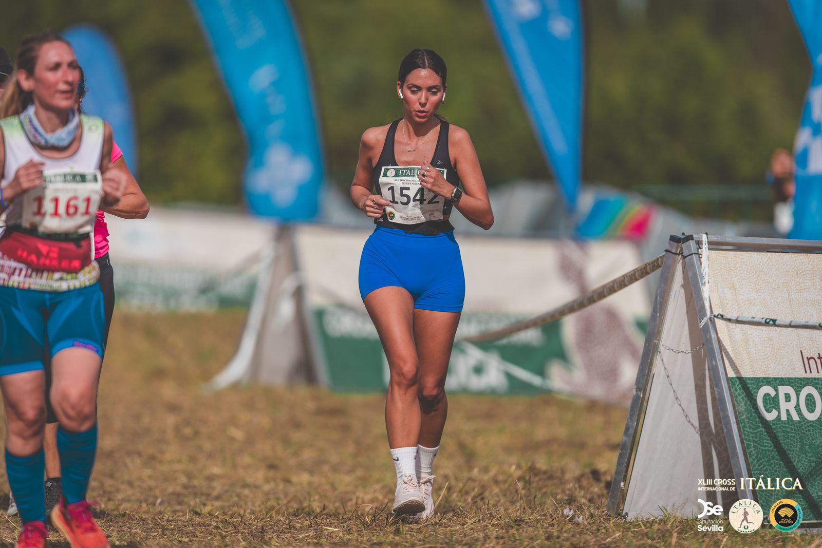 Búscate en las fotos del Cross de Itálica 2025 | 1