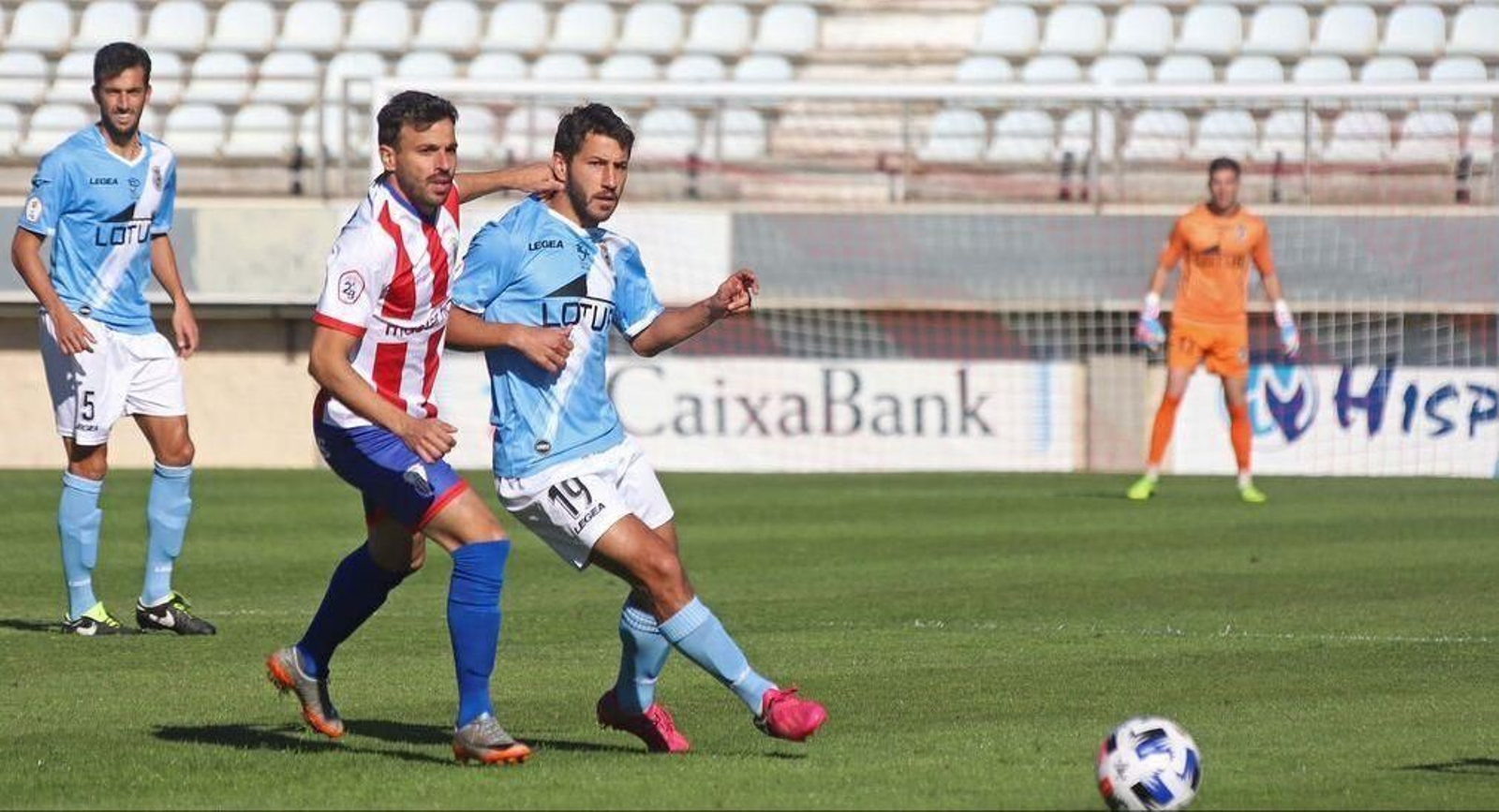 Un lance del último Algeciras-Balona disputado en el Nuevo Mirador