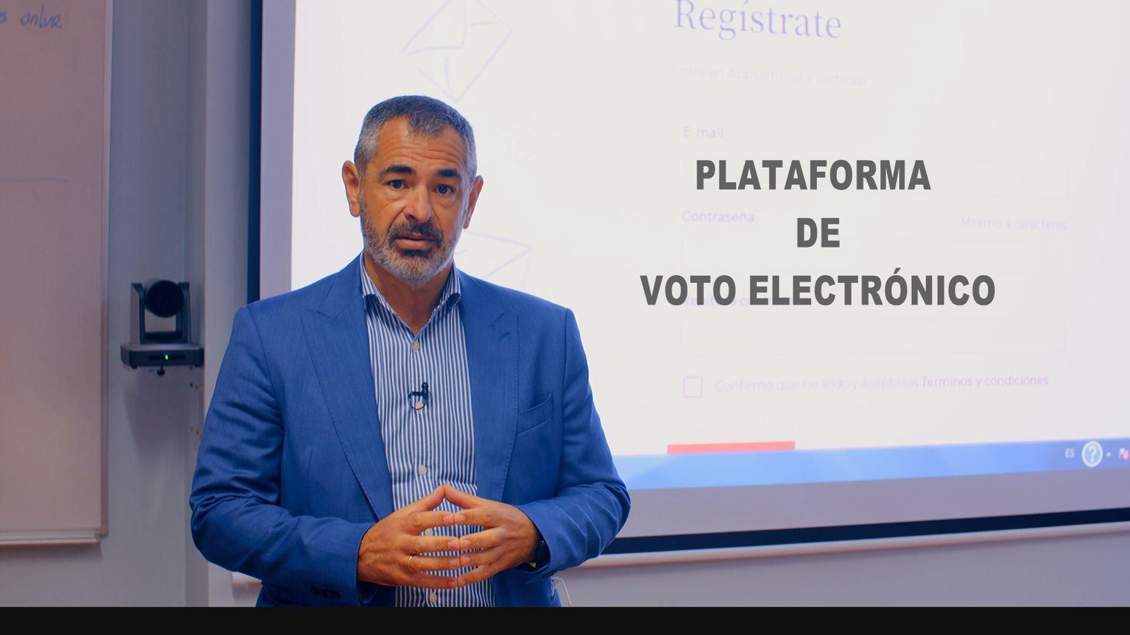 El director de Informática y Comunicaciones de la UHU, Manuel de la Villa.