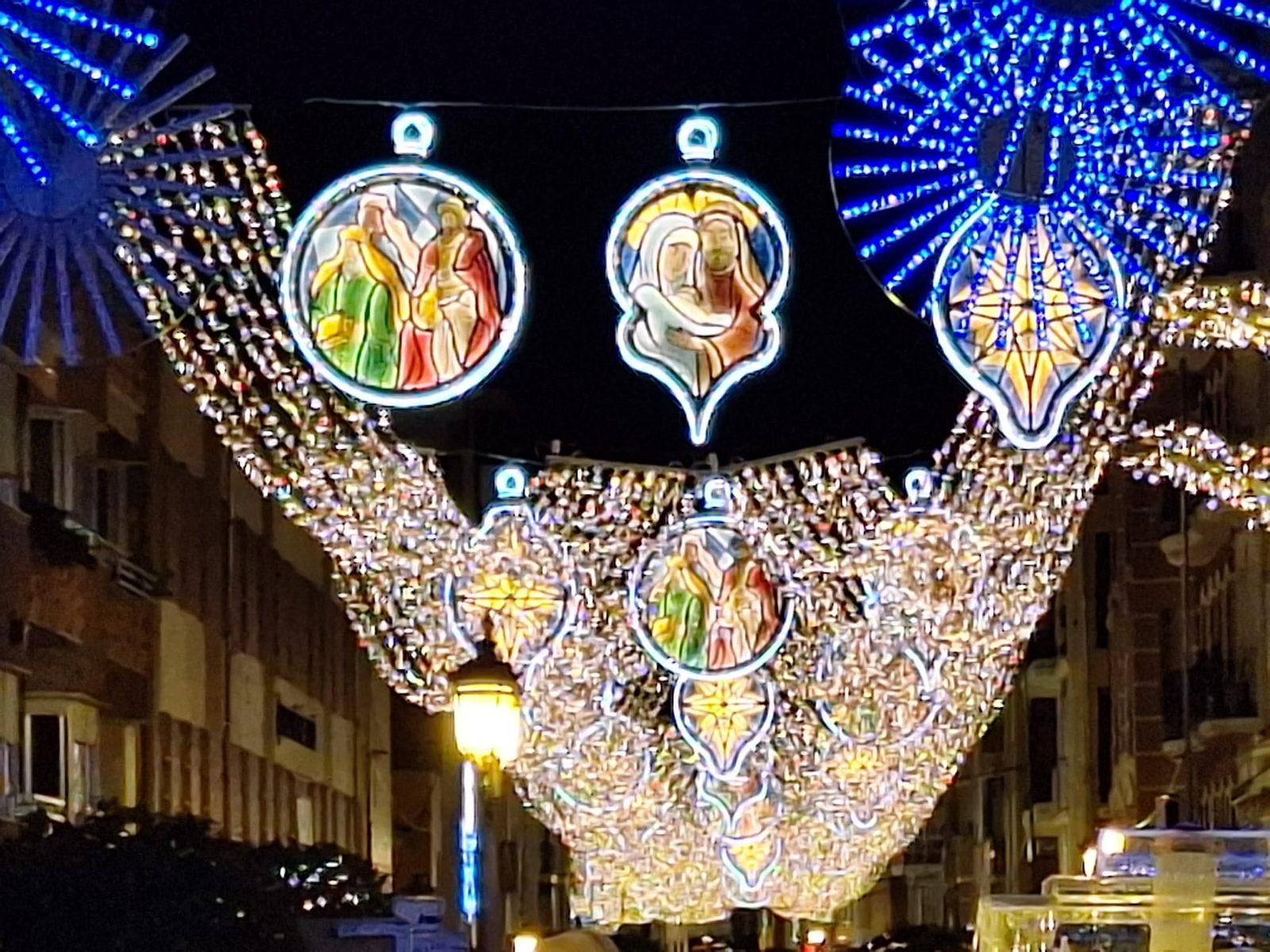 Puente Genil enciende la Navidad, en imágenes Puente Genil enciende la Navidad, en imágenes