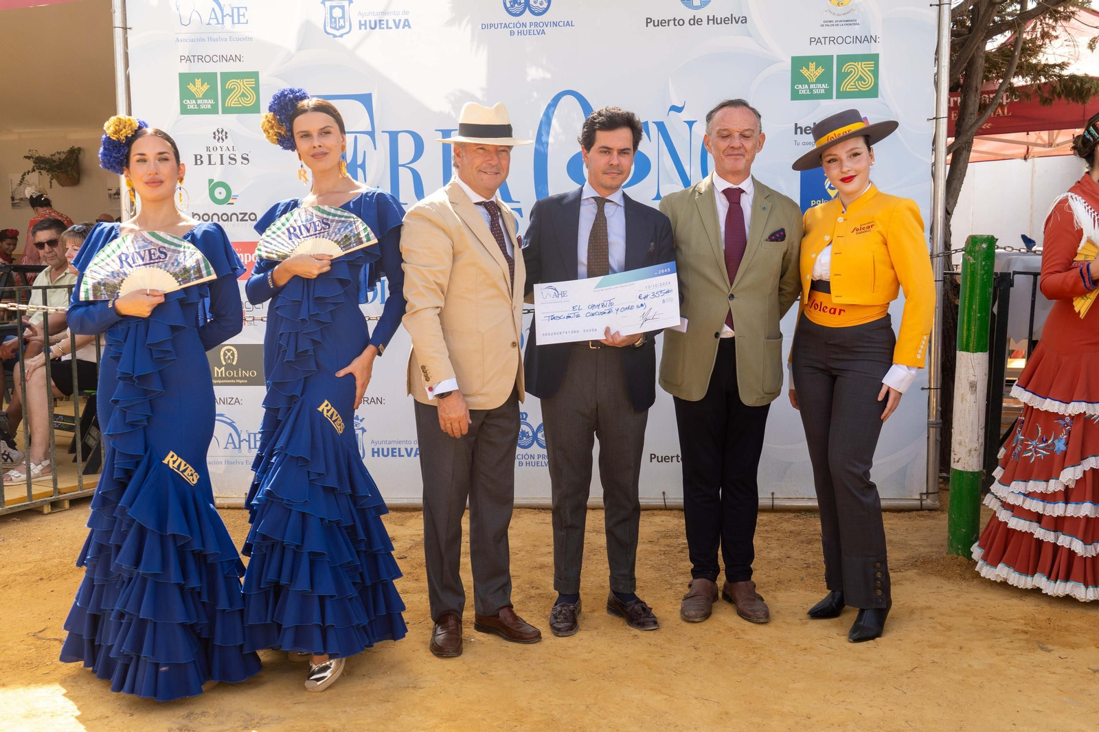 Imágenes de la entrega de reconocimientos de la X edición de la Feria de Otoño y del Caballo 2025 de Huelva