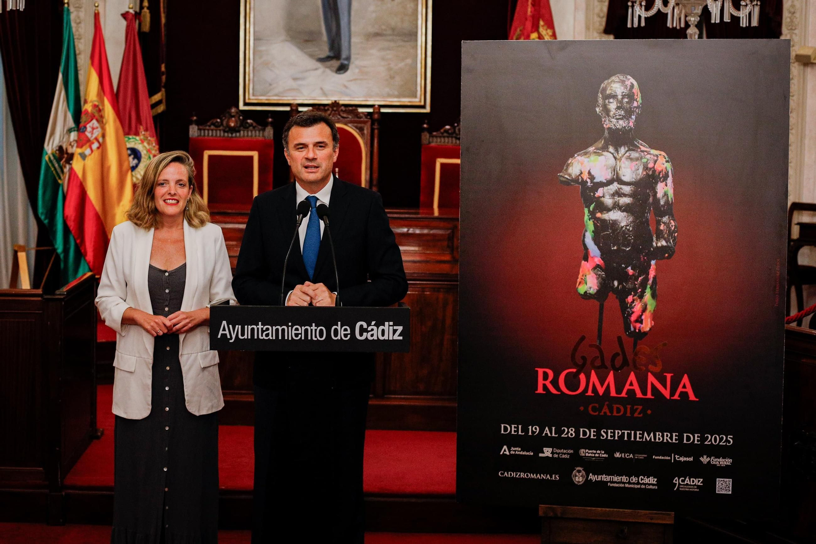 El alcalde Bruno García y la teniente de alcalde Maite González, en la presentación de Cádiz Romana.