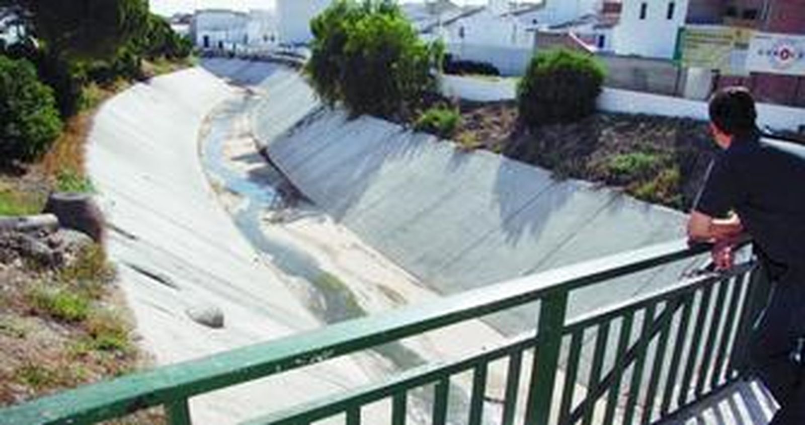 El embalse de Malpasillo recoge las aguas del Genil, contaminado por los nitratos.