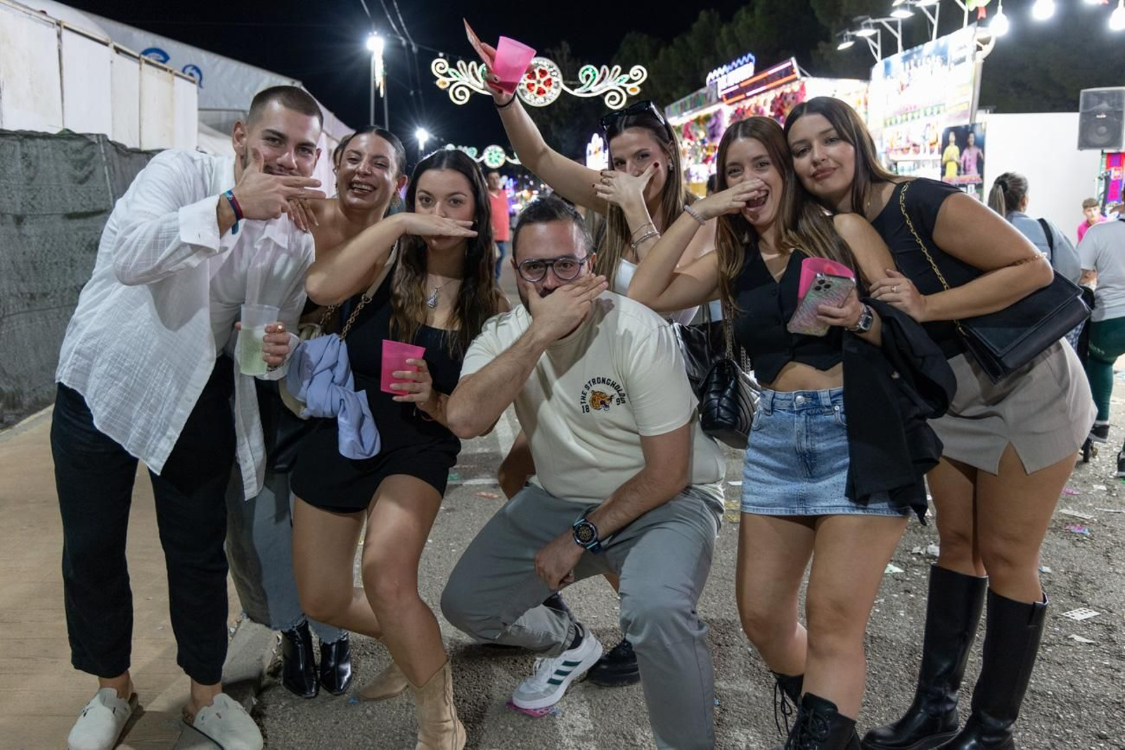 Los jiennenses disfrutan una noche más de la Feria de San Lucas