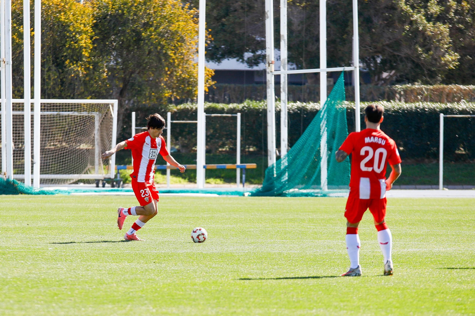 Las imágenes de Segunda RFEF entre Almeria B y recreativo de Granada