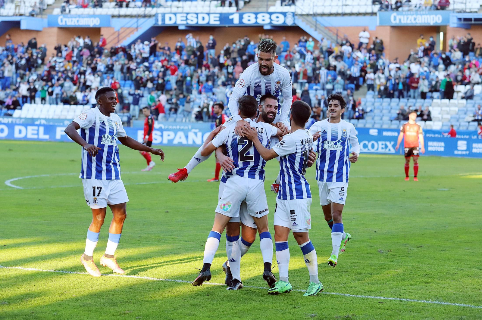 Imágenes del Recreativo de Huelva-Puente Genil