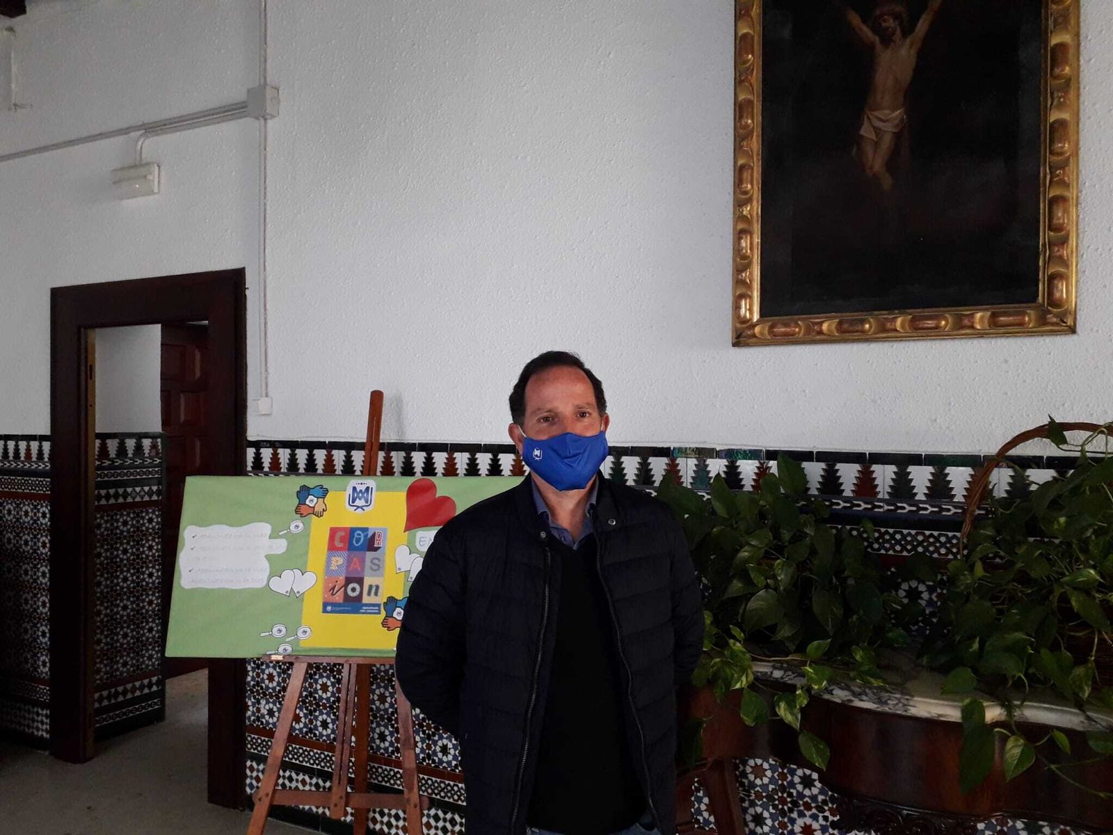 Alfonso Álvarez en el colegio Compañía de María de San Fernando, donde trabaja.