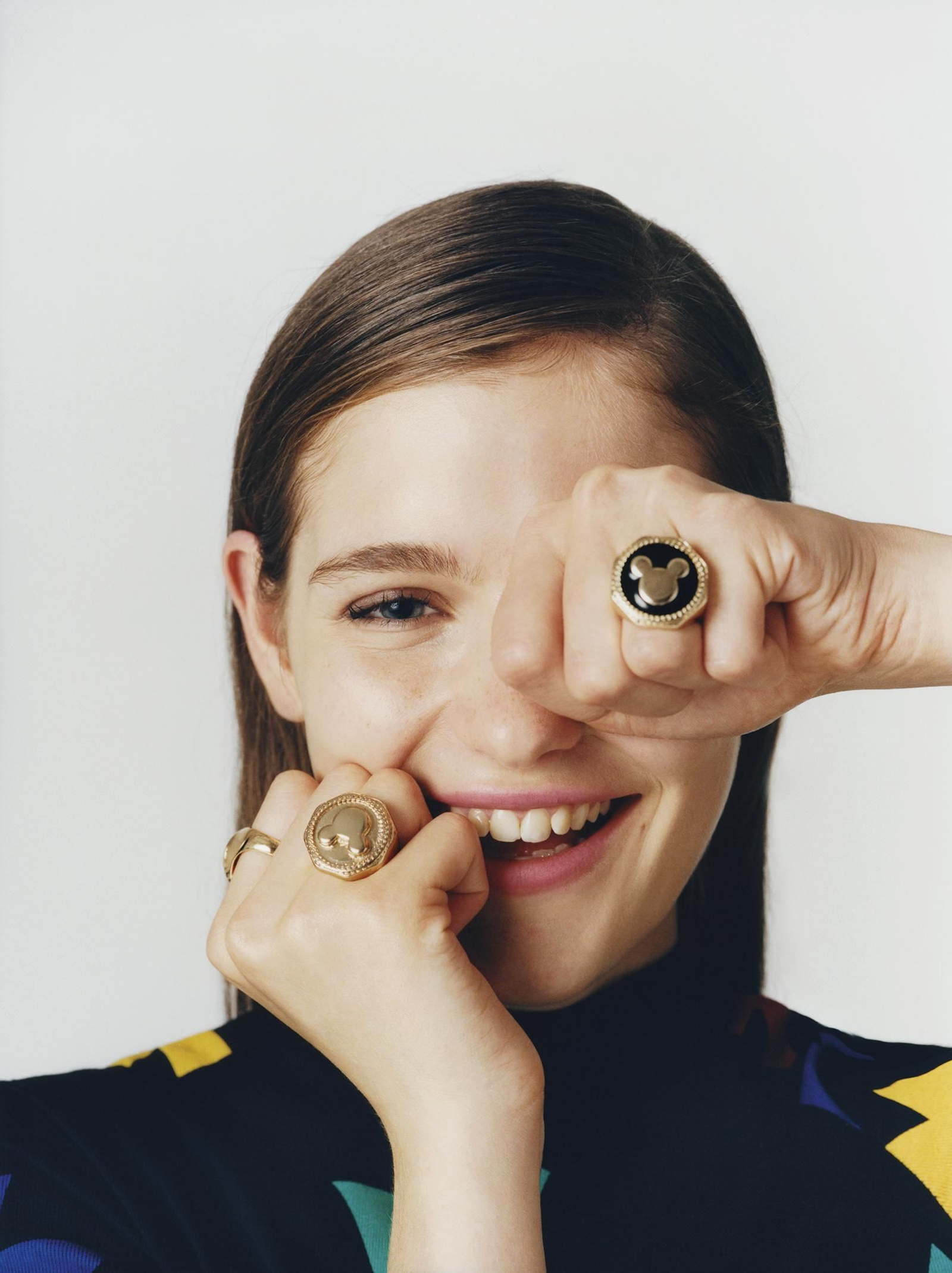 Bershka❤Mickey: anillos con el emblema de Mickey Mouse.