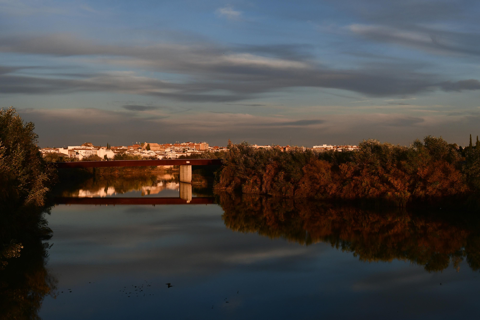 Panorámica de la ciudad desde el Puente Romano.