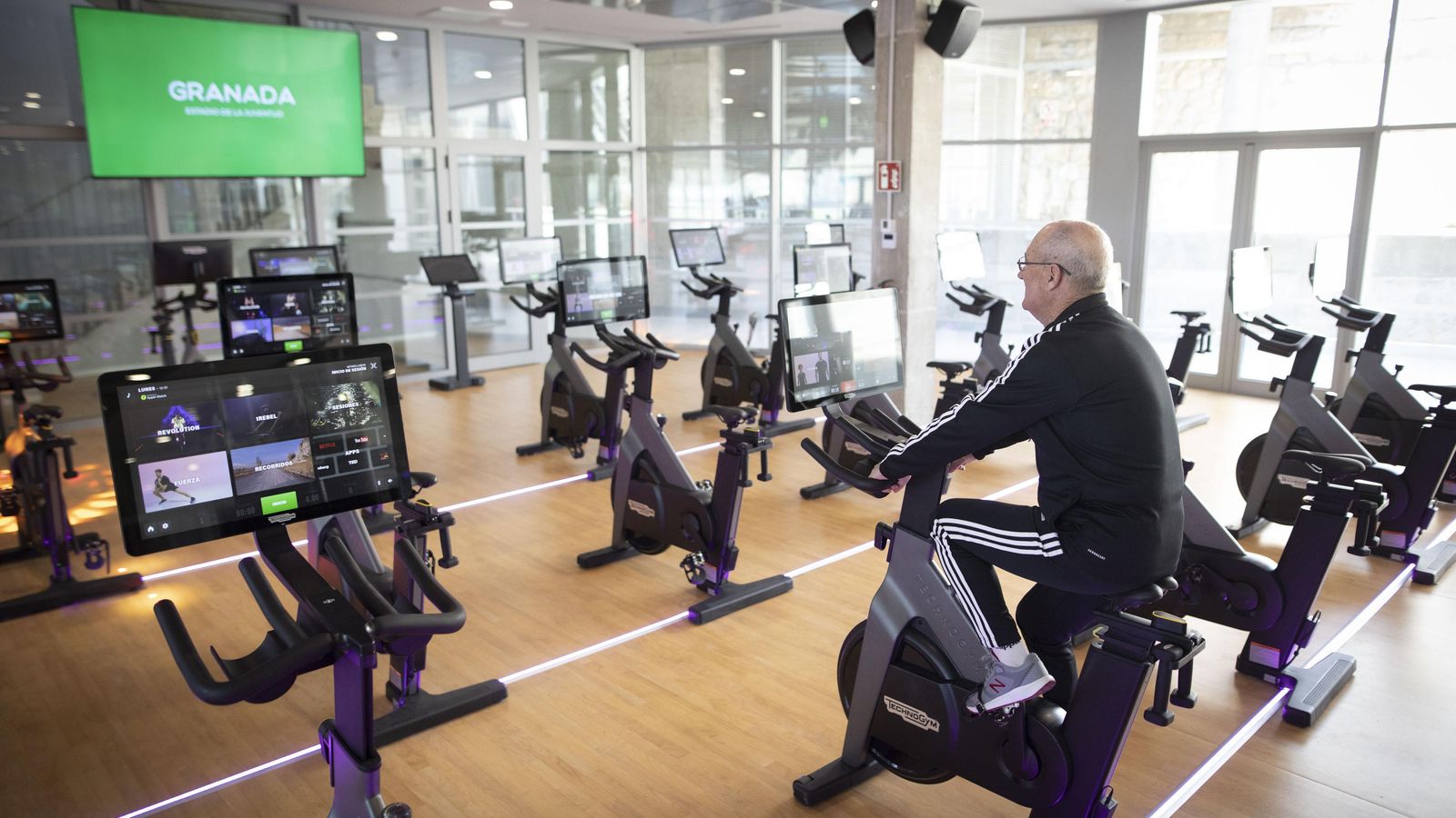 La sala de ciclo cuenta con bicicletas de última generación.