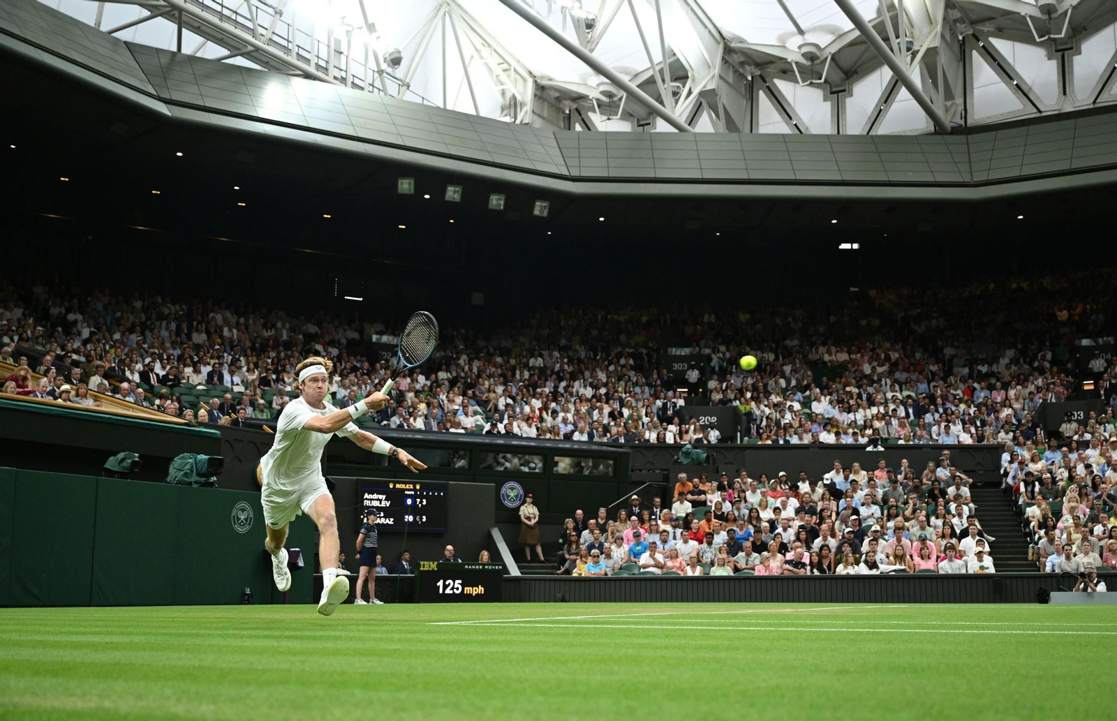Las fotos del triunfo de Alcaraz en octavos y el resto de la jornada de Wimbledon
