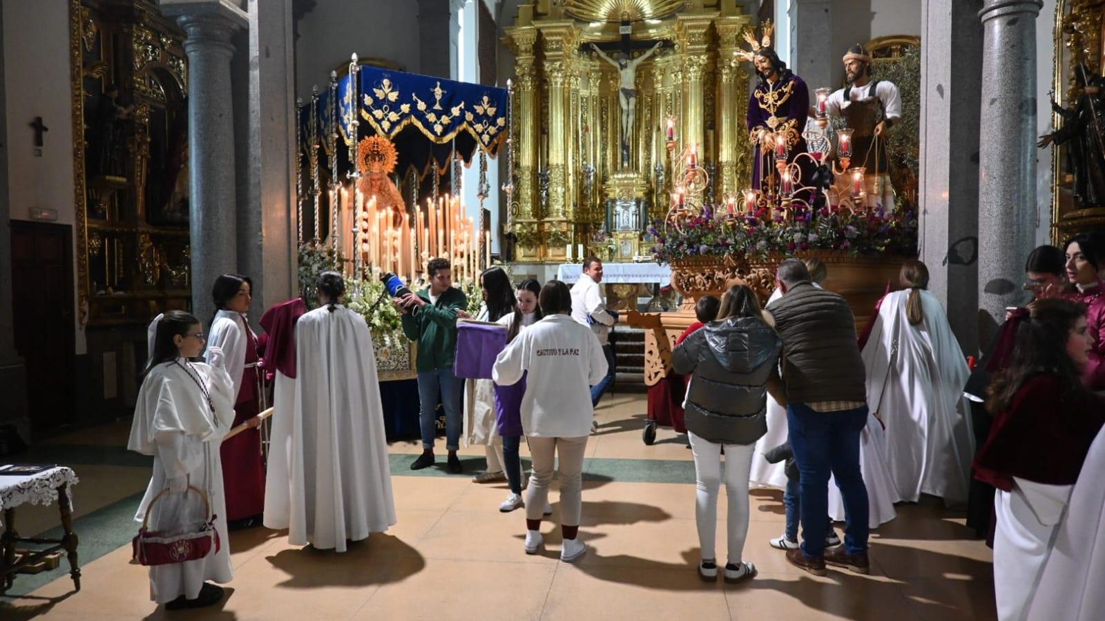 VILLANUEVA DE CÓRDOBA. Jesús Cautivo y la Virgen de la Paz