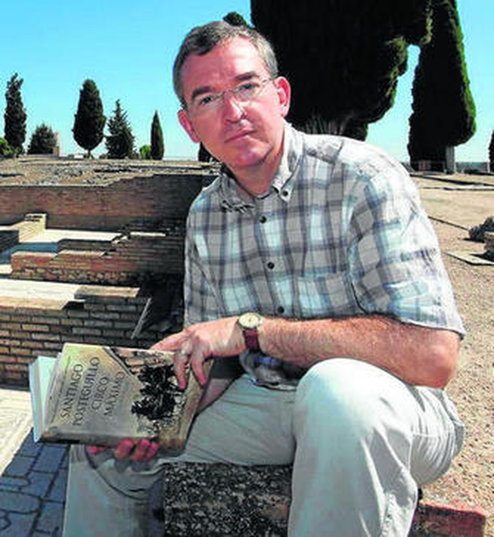 El escritor Santiago Posteguillo.