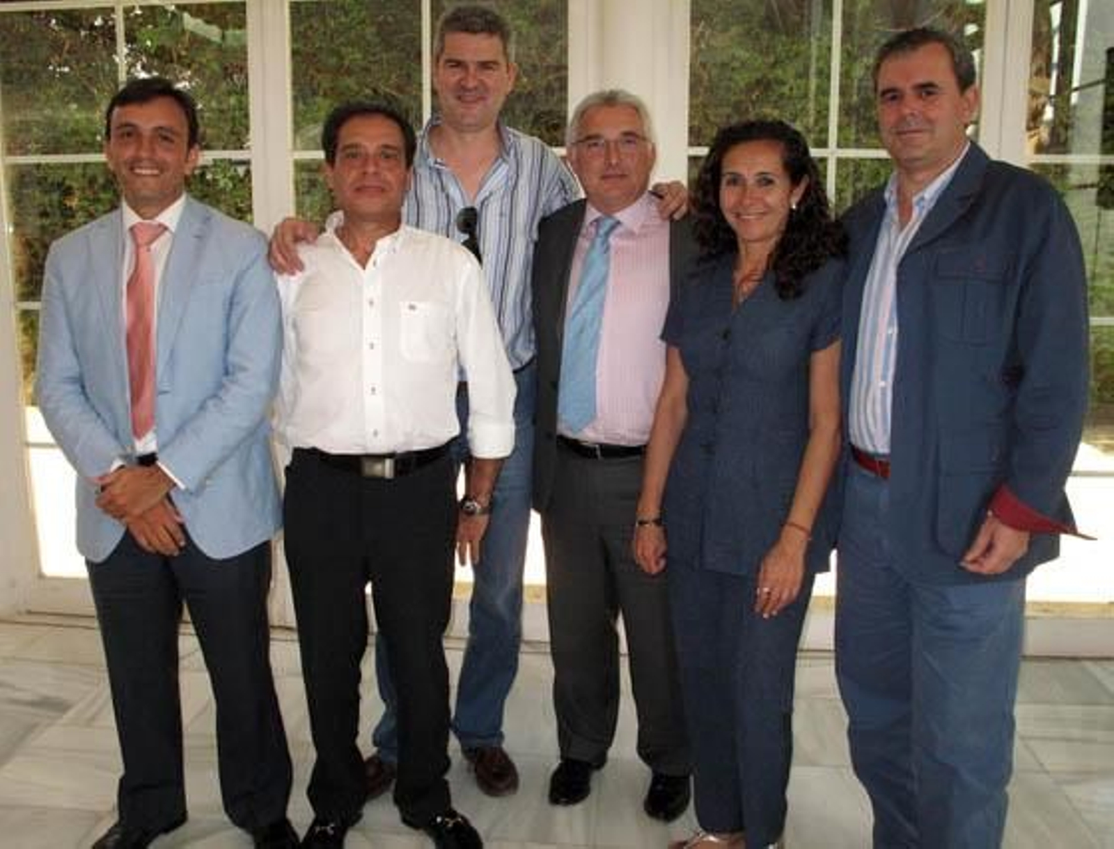 Fernando Vázquez (Nueva Victoria), Francisco Calero (Casa Robles),Galindo(NuevaVictoria),SantosGoyguro(Viñafiel),y Reyes Morales y Juan Carlos García, de Bodegas Morales.

Foto: Victoria Ramírez