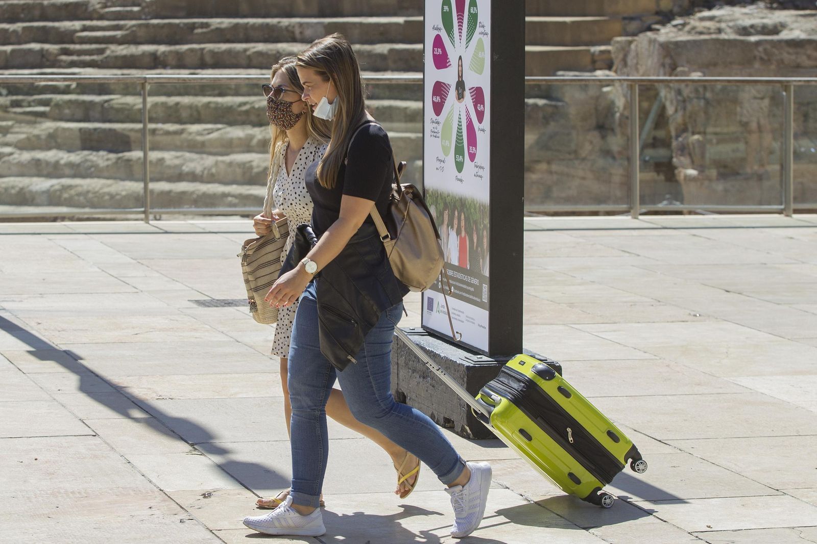 El primer día sin mascarillas en Málaga, en fotos