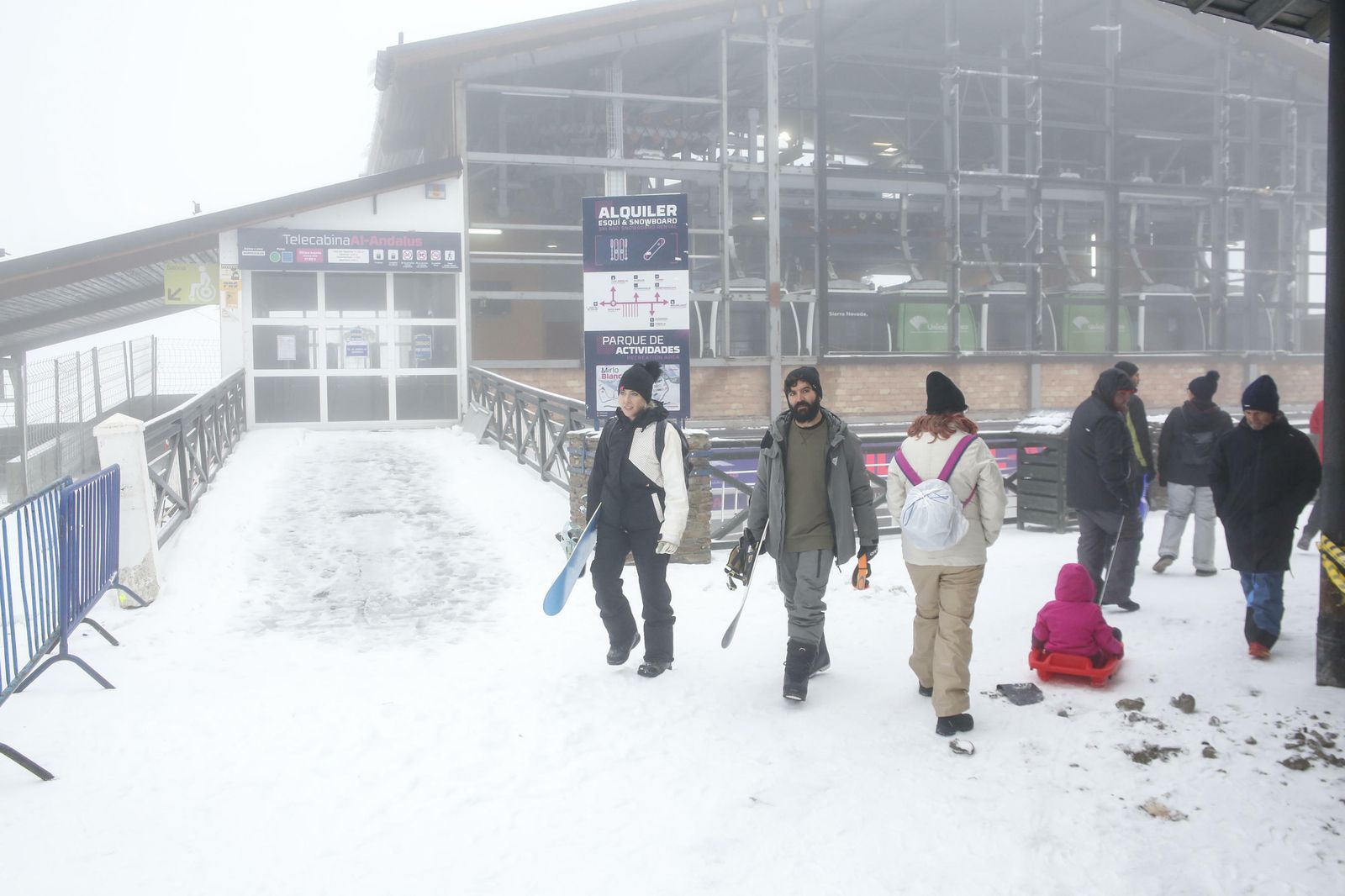 Todas las imágenes del estreno de la temporada de esquí en Sierra Nevada