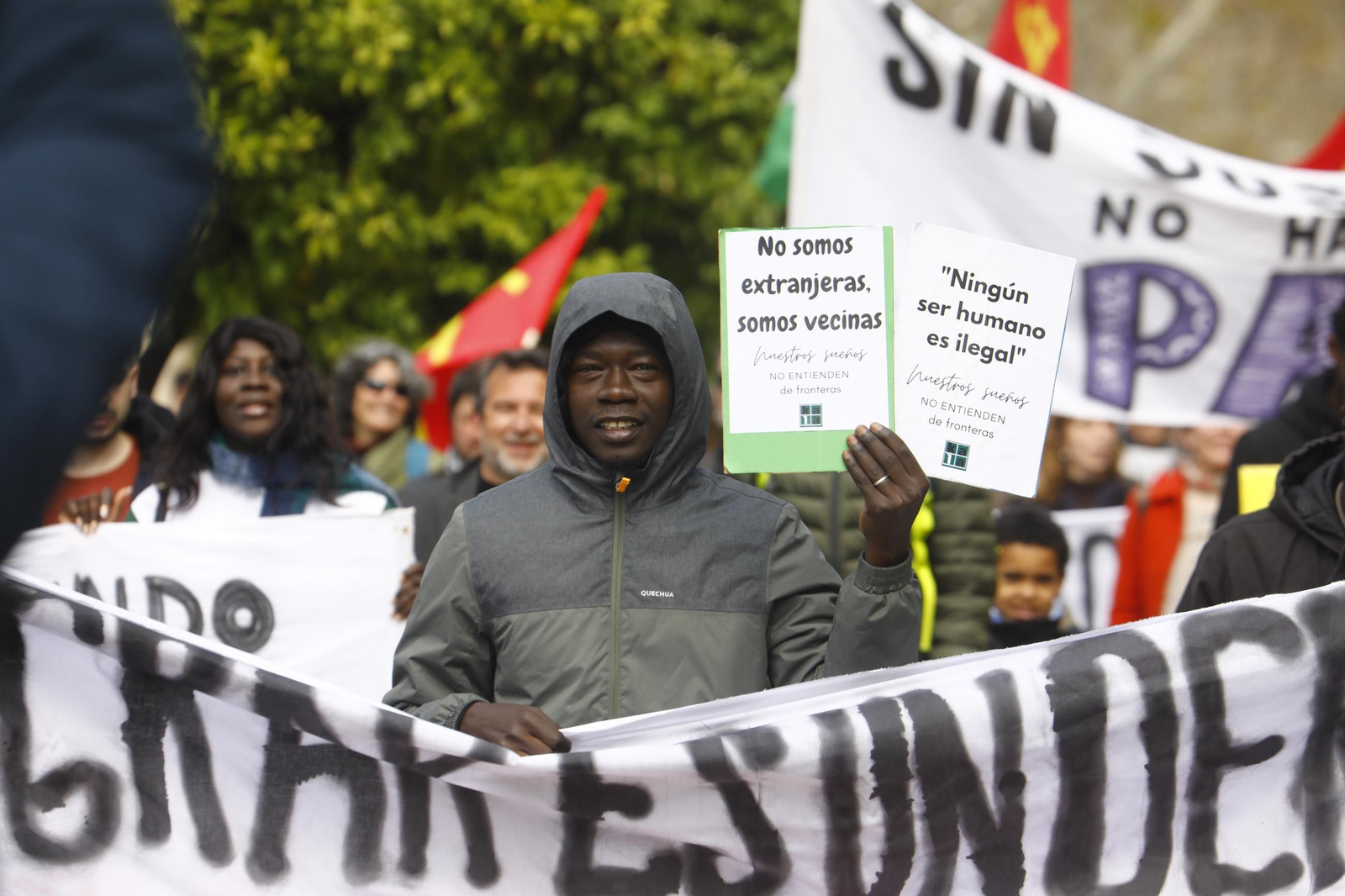 La manifestación antirracista por los derechos de las personas migrantes de Córdoba, en imágenes