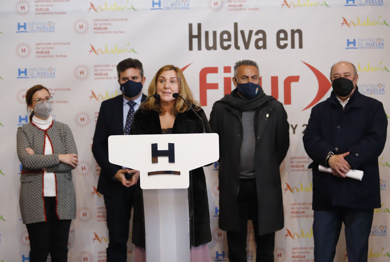 Imágenes de la presentación "Huelva en Fitur" en el foro Iberoamericano de la Rábida