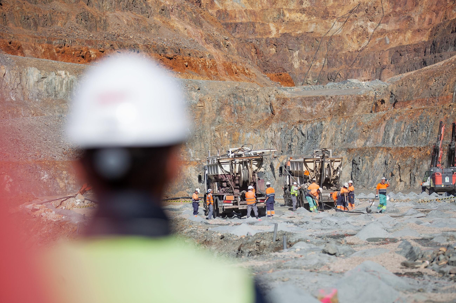 Operarios trabajando en la Mina de Riotinto. Operarios trabajando en la Mina de Riotinto.