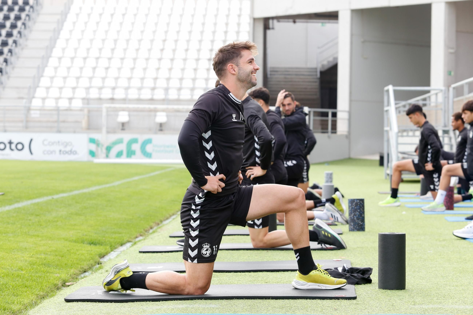 Las fotos del entrenamiento de la Balona previo al partido con el Villanovense