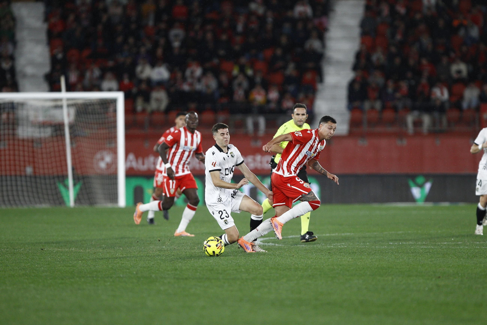 Las fotos del partido de fútbol U.D. Almería-Real Burgos