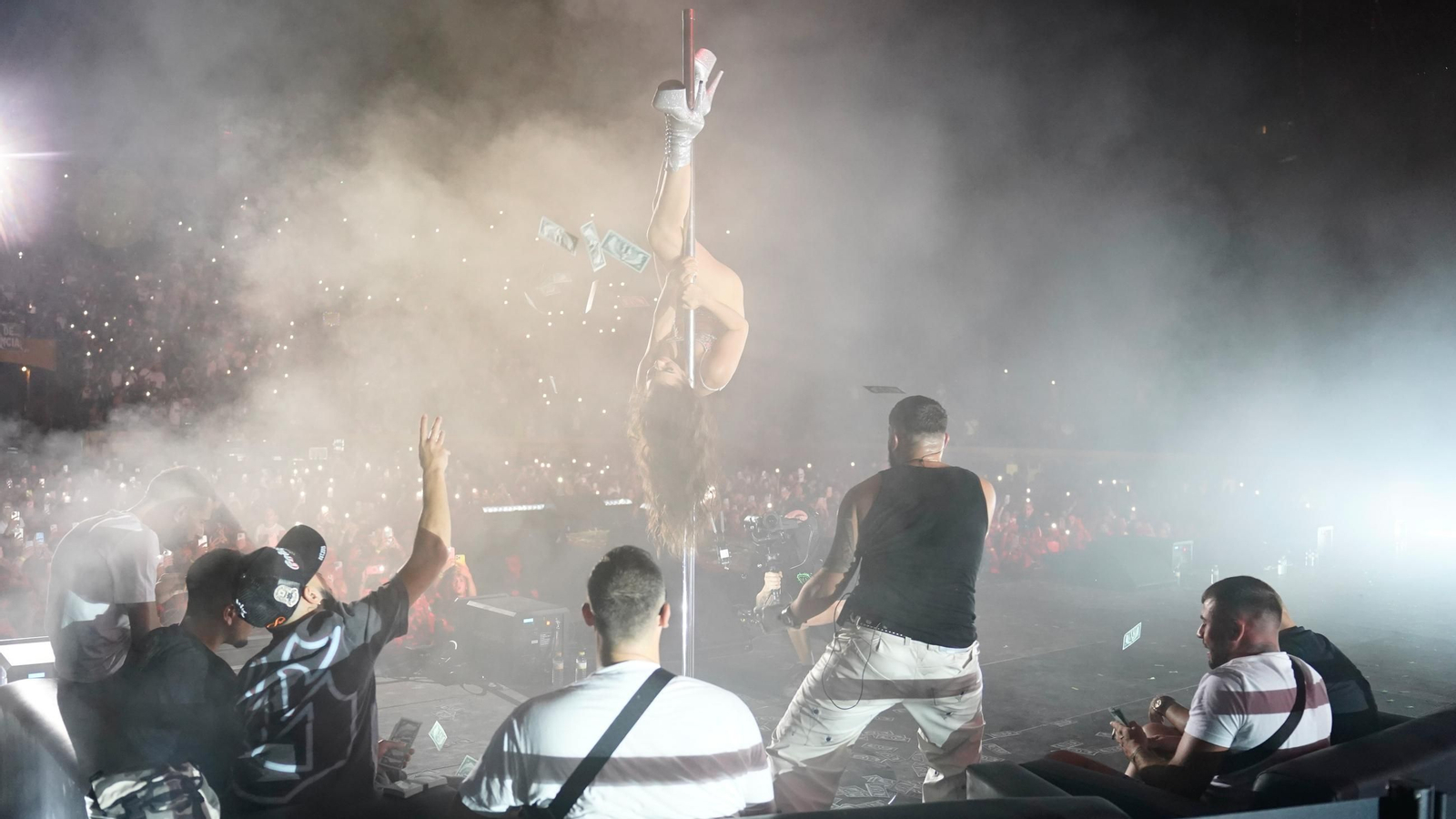 El concierto de JC Reyes en el Cabaret Festival de Algeciras, en imágenes