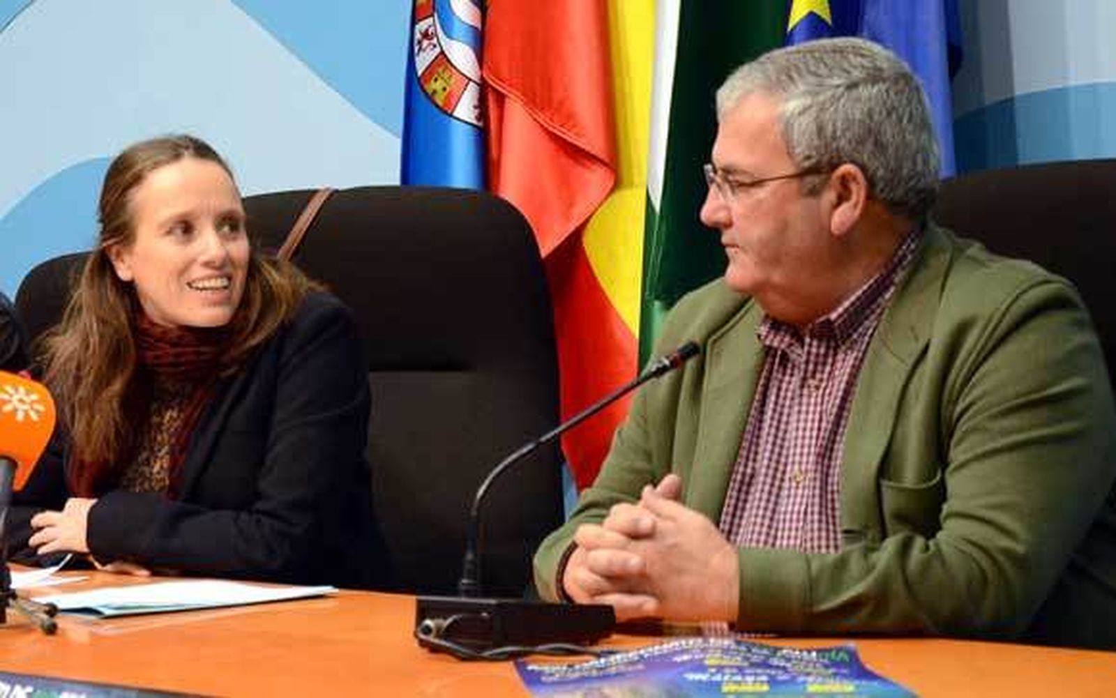 Laura Álvarez, delegada de Deportes, junto a Diego Osorio, en un momento de la rueda de prensa que ofreció ayer en el Ayuntamiento.