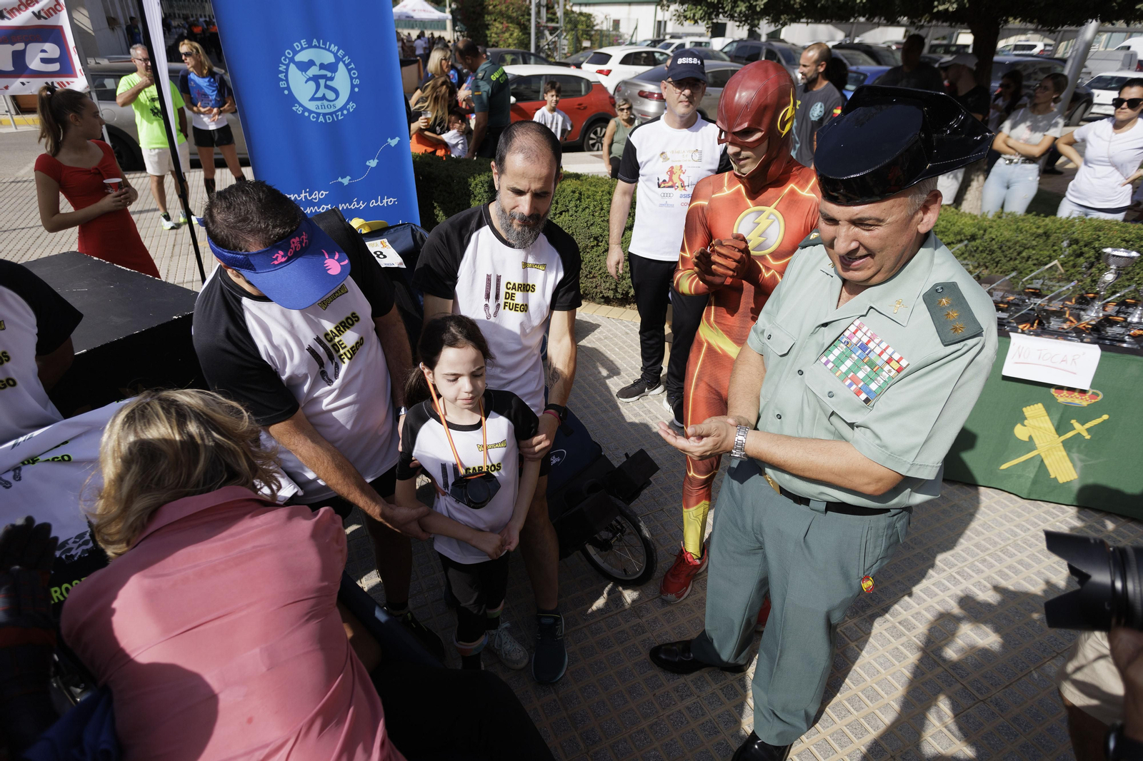 Todas las imágenes de la Jornada de Puertas Abiertas en la Guardia Civil de Cádiz