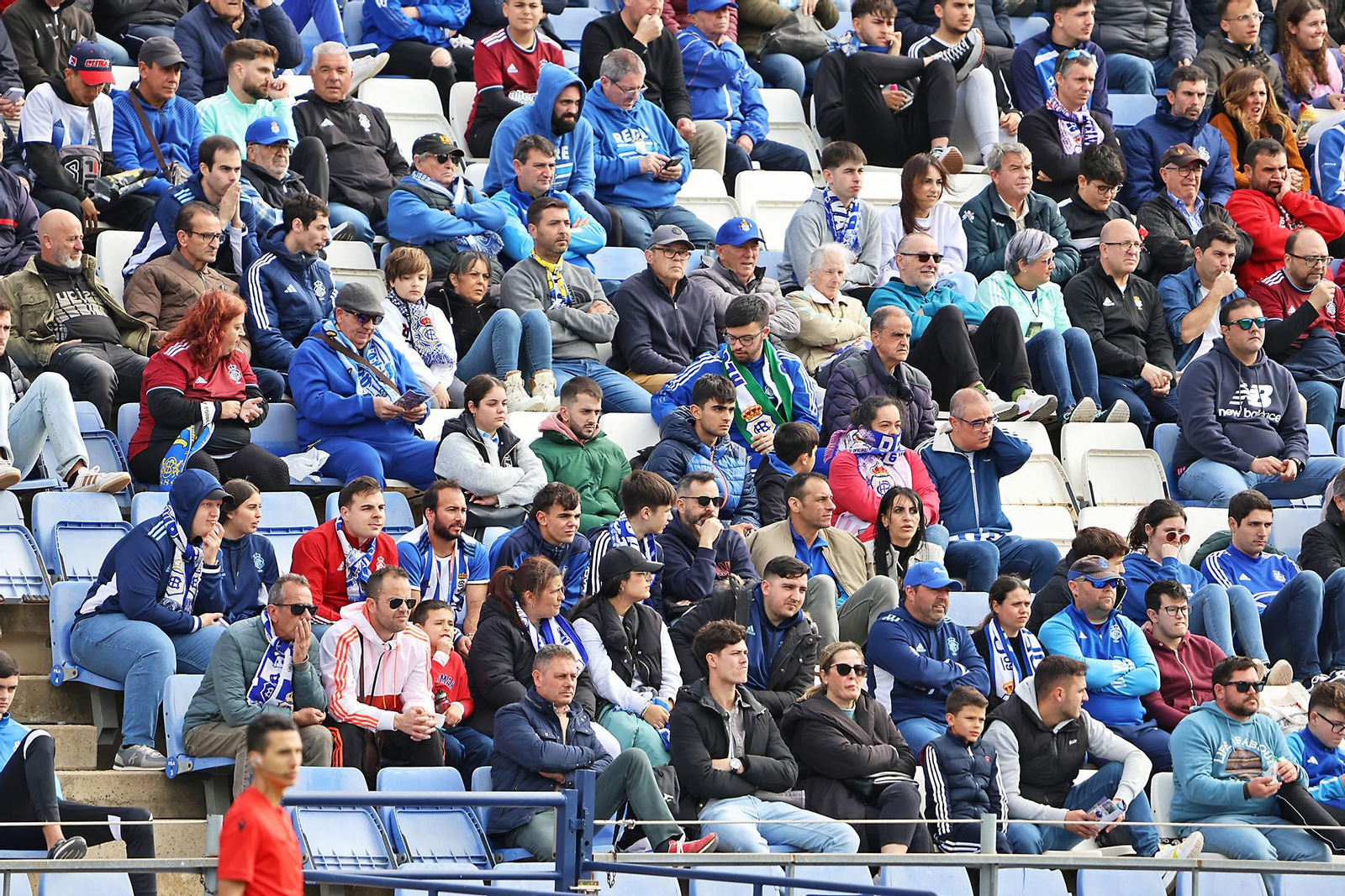 Ambiente en las gradas del Recreativo de Huelva vs AD Ceuta FC