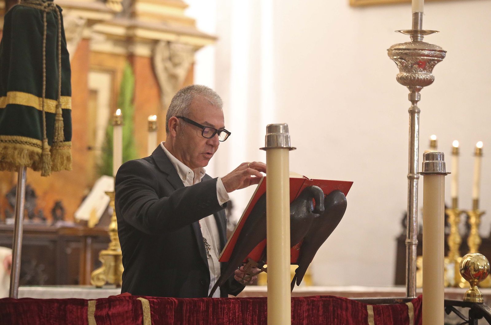 Fotos de la misa de despedida de la Virgen Santa María La Coronada en San Roque