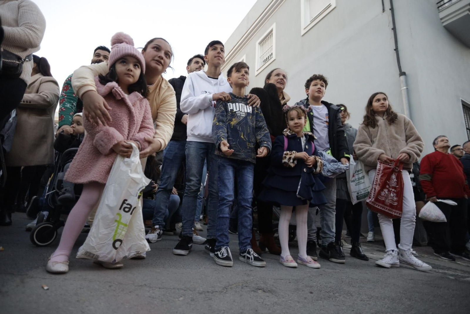 La cabalgata los Reyes Magos de Chiclana, en imágenes