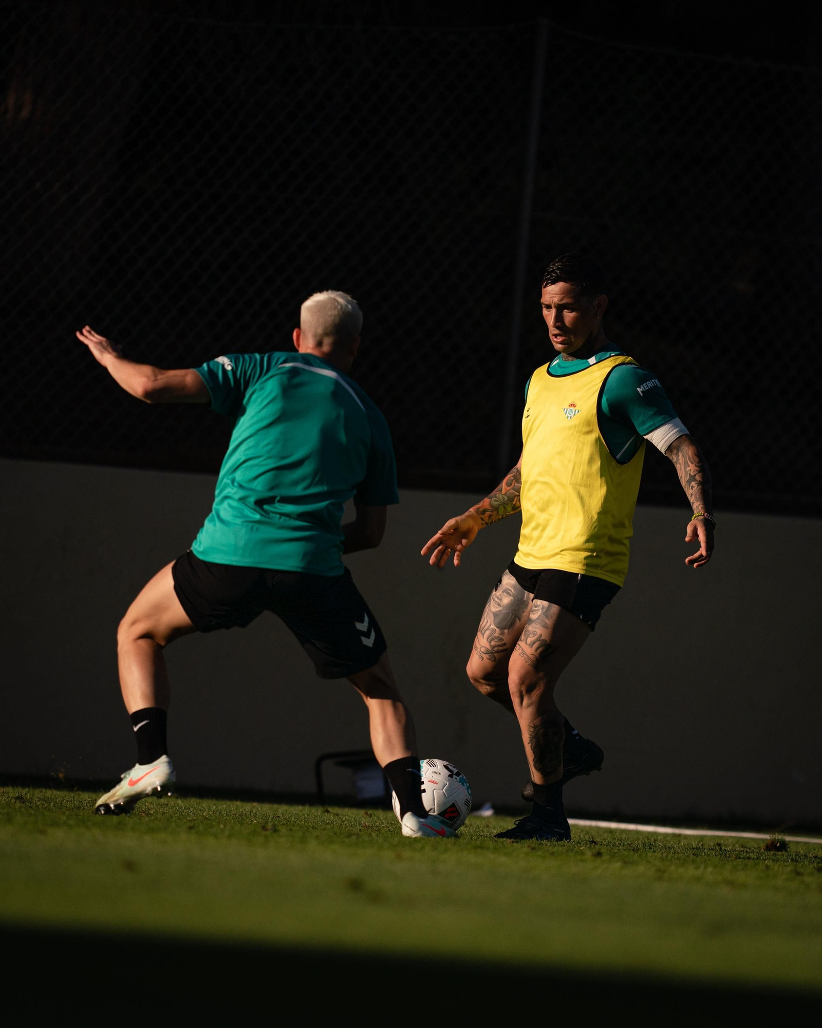 Las fotos del Betis con los recién llegados a Almancil