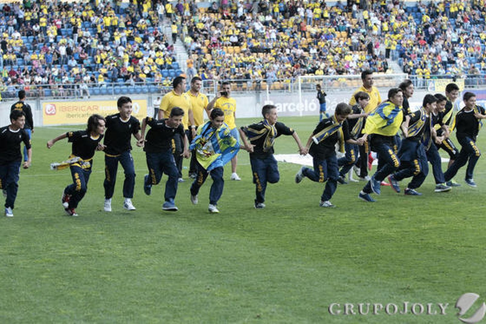 El Cádiz golea a La Roda (4-1) y vuelve al cuarto puesto gracias a la derrota del Guadalajara

Foto: Fito Carreto