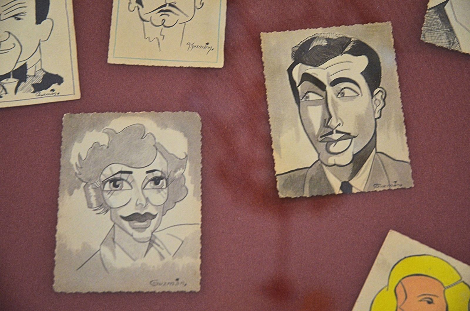 Más de 400 caricaturas para entender el Jaén del siglo XX: la obra de Juan Guzmán, en imágenes