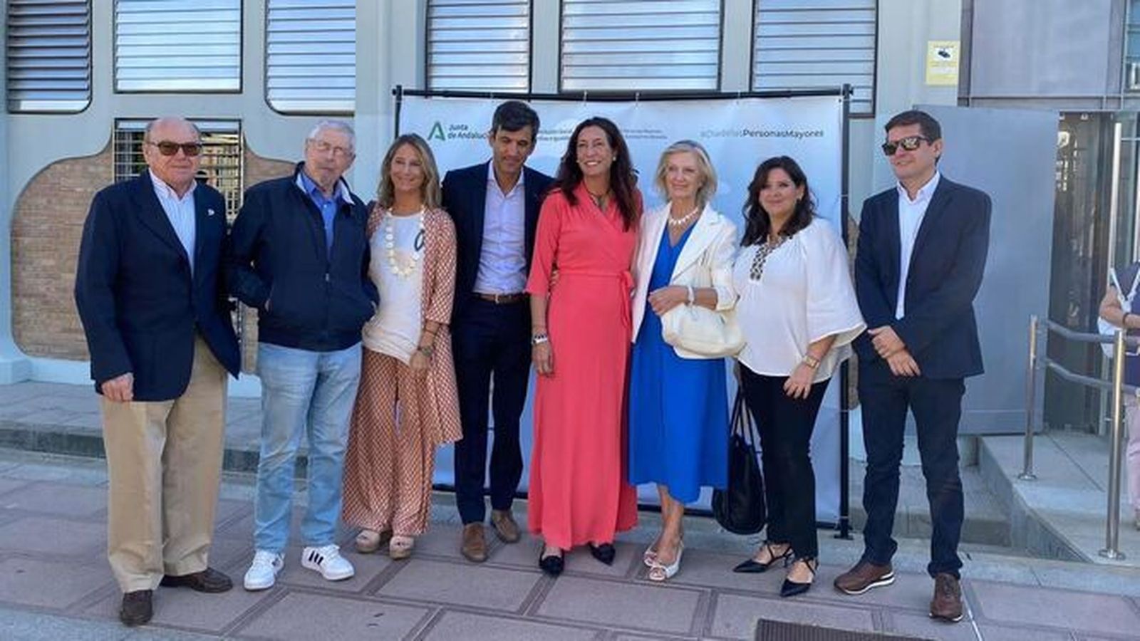 La Junta de Andalucía reconoció a Afanas El Puerto y Bahía por su labor en favor de las personas mayores, enfermas de alzheimer y con discapacidad psíquica.