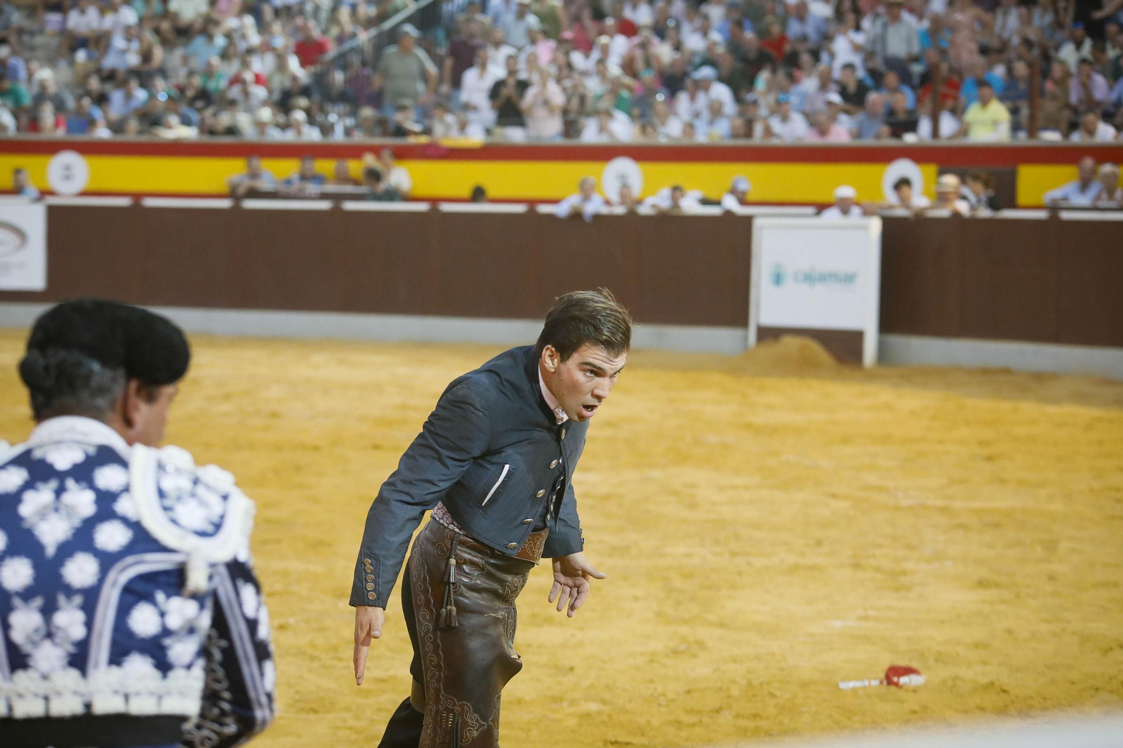 Corrida de toros Berja con un toro indultado, en imágenes