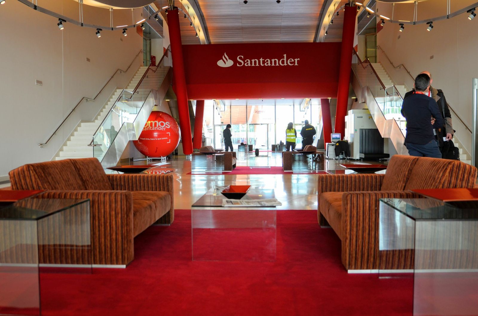 Oficinas centrales del Banco  de Santander en Madrid.