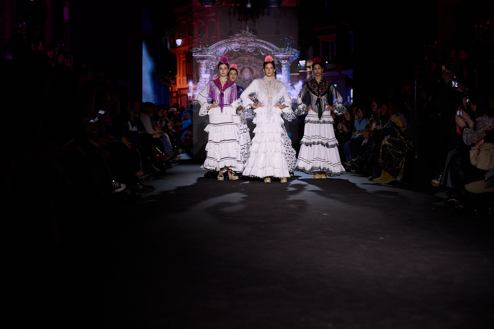 El desfile de Hermandad del Rocio de Sevilla en We Love Flamenco 2026, todas las fotos