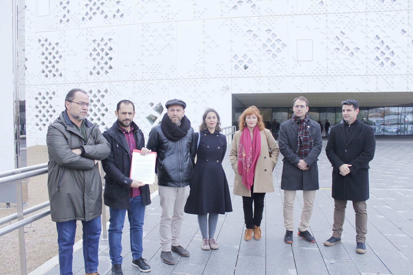 Foto de familia en la Ciudad de la Justicia.