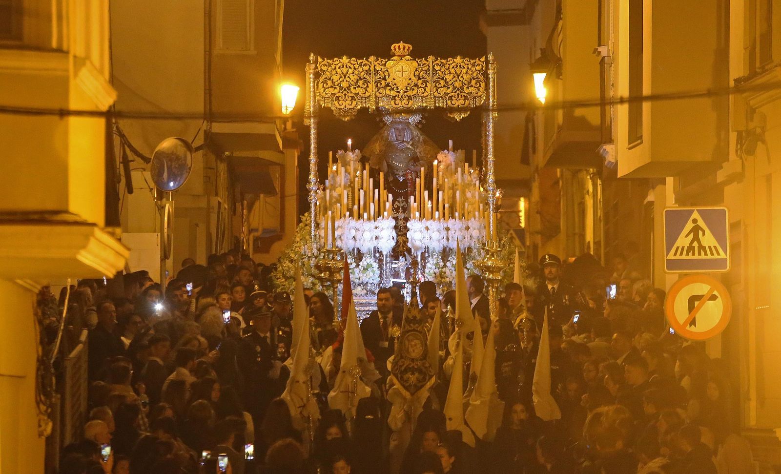 Fotos del Martes Santo en Algeciras: Medinaceli