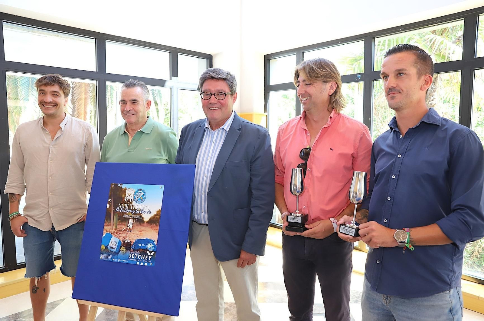 El delegado de Deportes ha presentado el 23 Trofeo de la Copa y la Venencia.