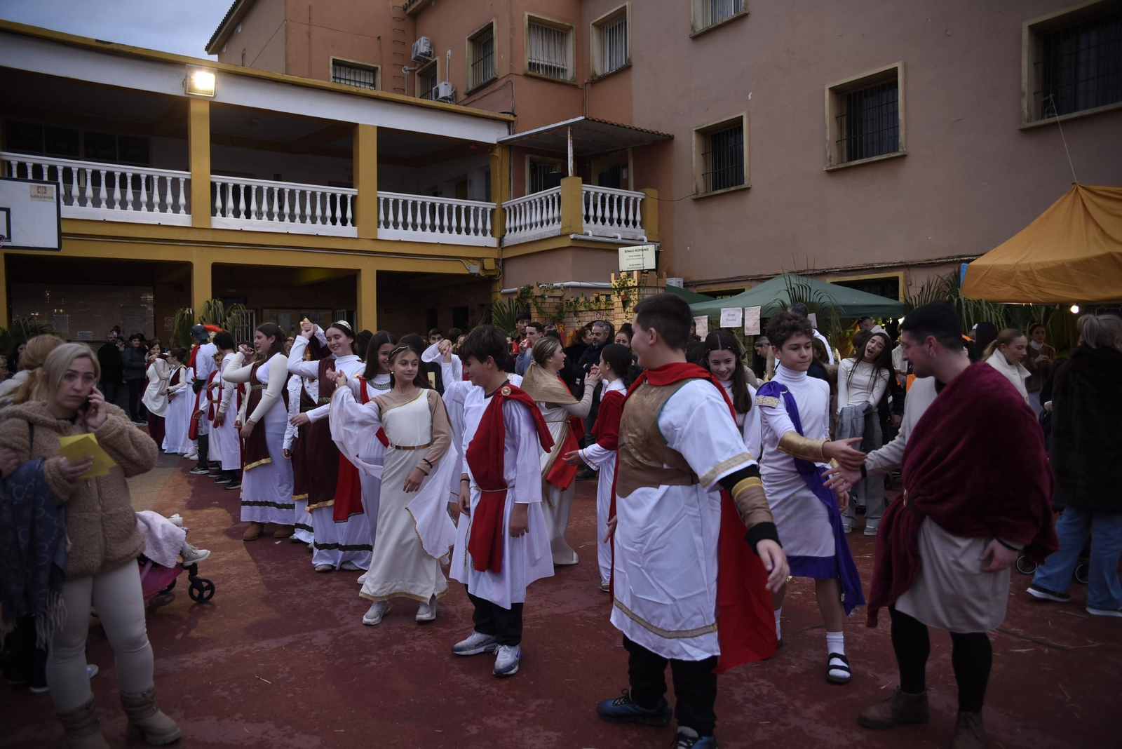 Fotos del belén viviente del Colegio Salesianos de La Línea