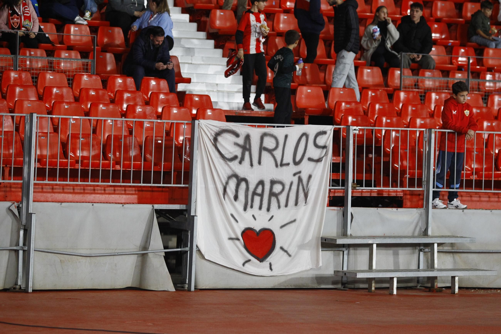 Búscate en las fotos del U.D. Almería-Córdoba C.F.