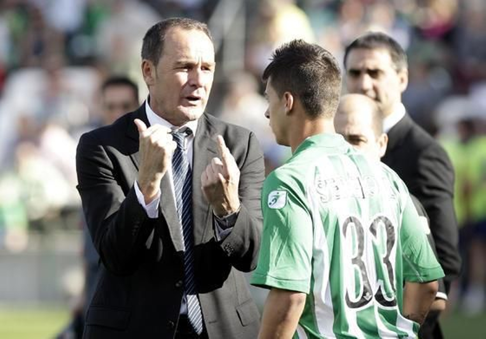 El Betis pierde en el Ruiz de Lopera ante el Girona. / Antonio Pizarro