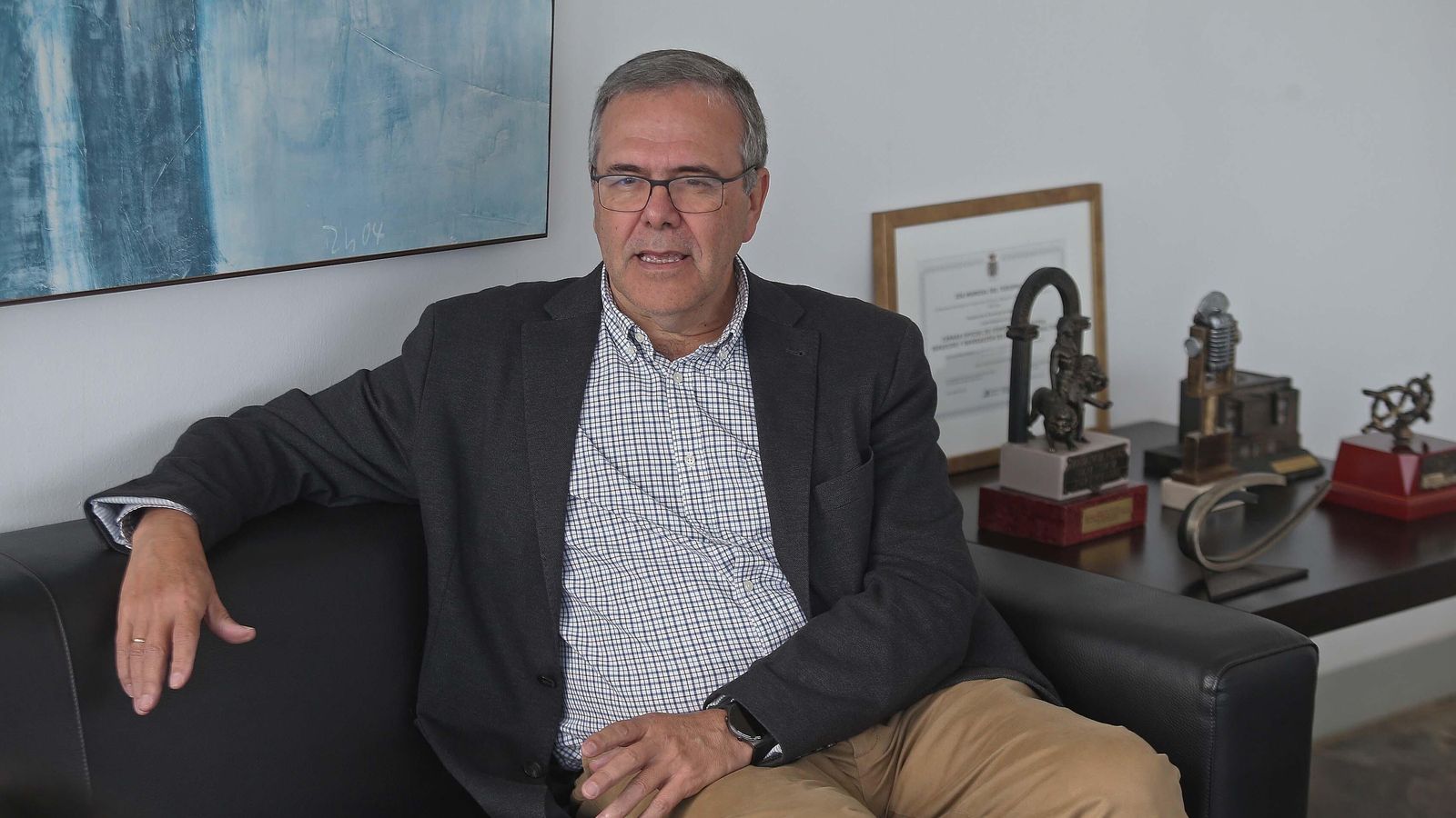 Carlos Fenoy, en su despacho de la Cámara de Comercio.